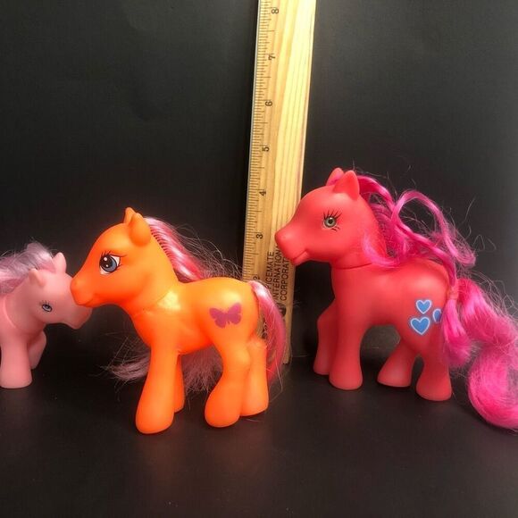 colorful horse lot of 4 little pony horse toy vinyl figures blue pink orange - Picture 4 of 8